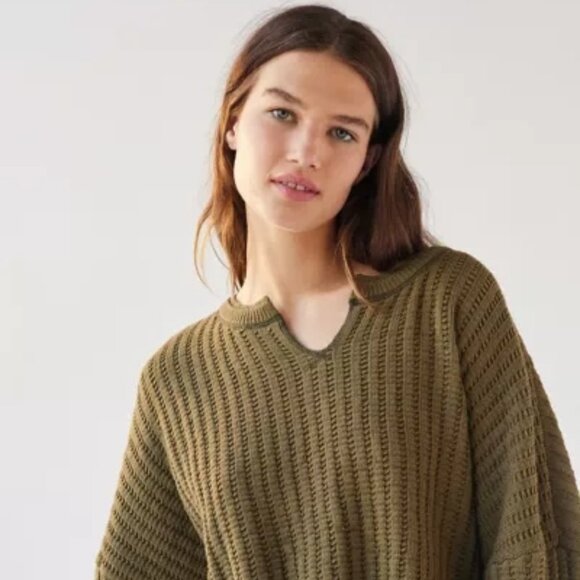 BDG Allie Notch Neck Pullover Sweater In Olive - Picture 2 of 4